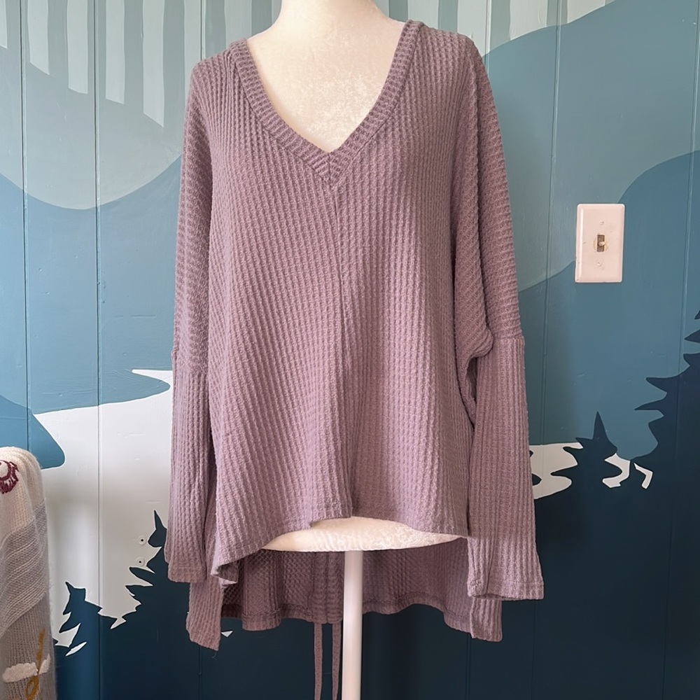 Slouchy V Neck Top - Picture 6 of 6